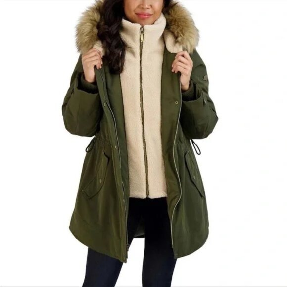 Koolabura by Uggs Hunter Green Winter Parka with quilted lining & fur-trim hood - Picture 3 of 16